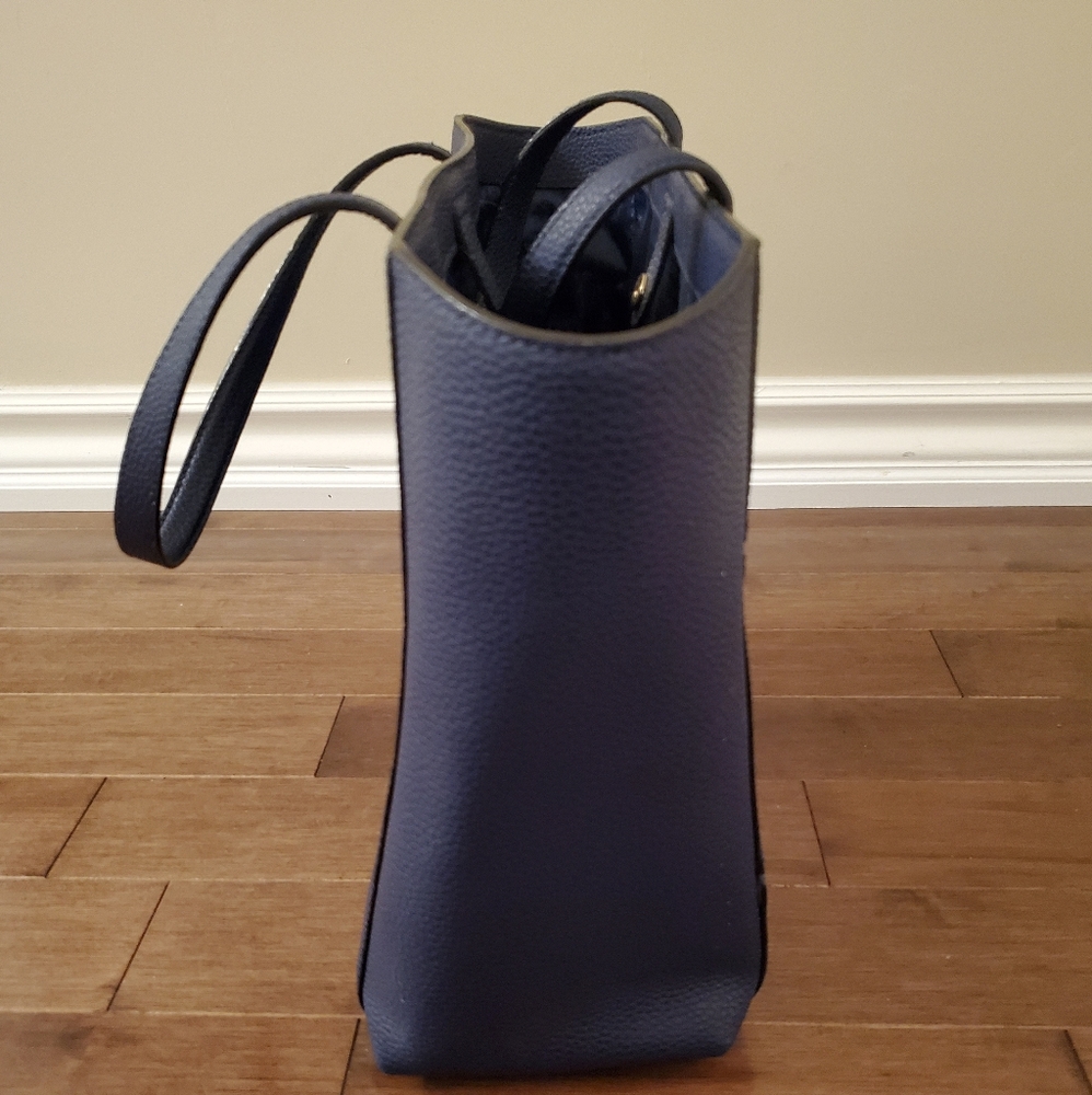 Kate Spade Tote - Picture 3 of 6